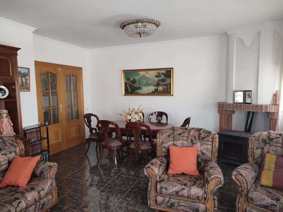 Casa Conchita Villa Campillo de Altobuey Luaran gambar